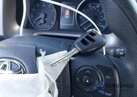 2017 Toyota Rav4 Le из США, поврежденный, VIN 2T3BFREV1HW581192